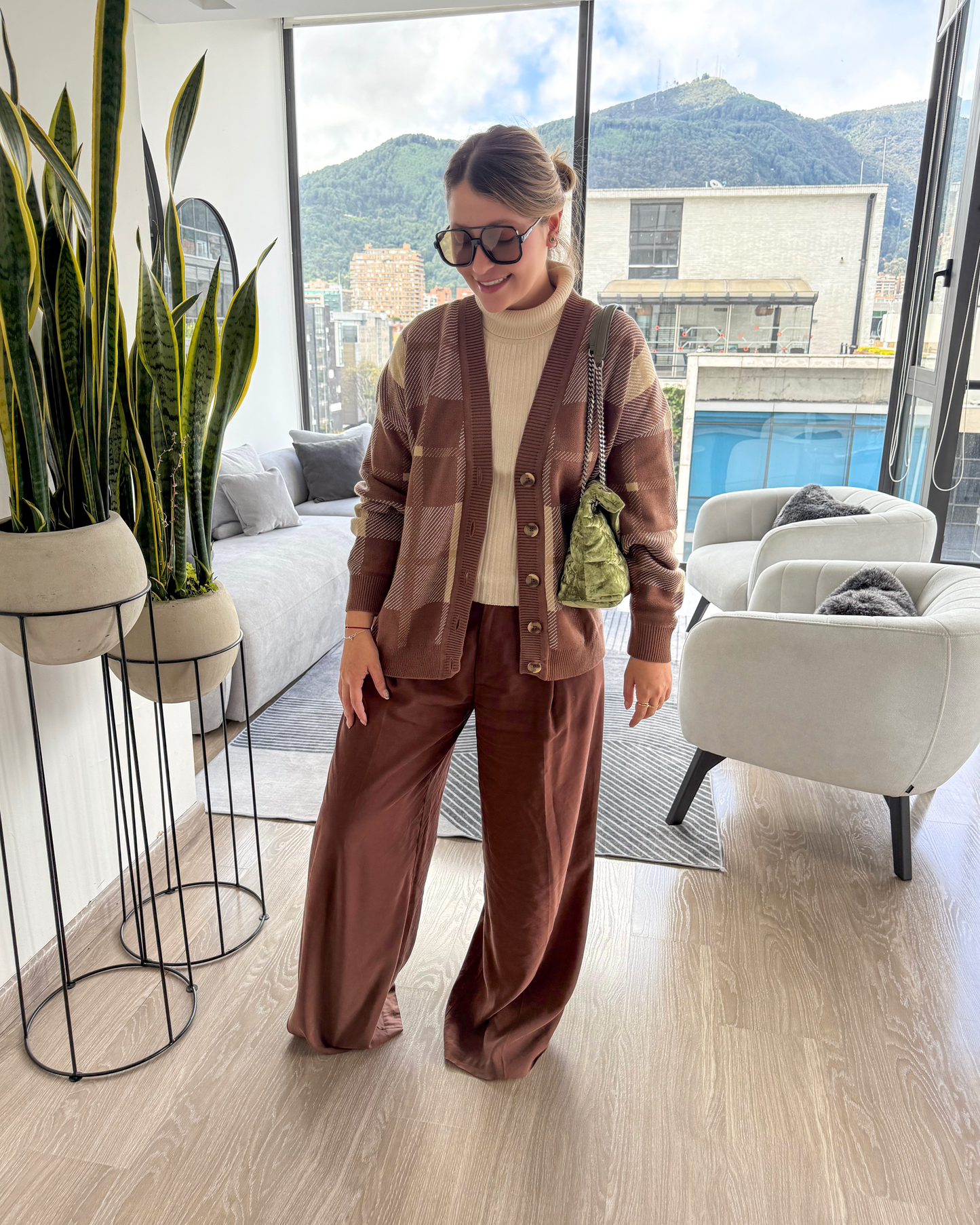 Vella Cardigan