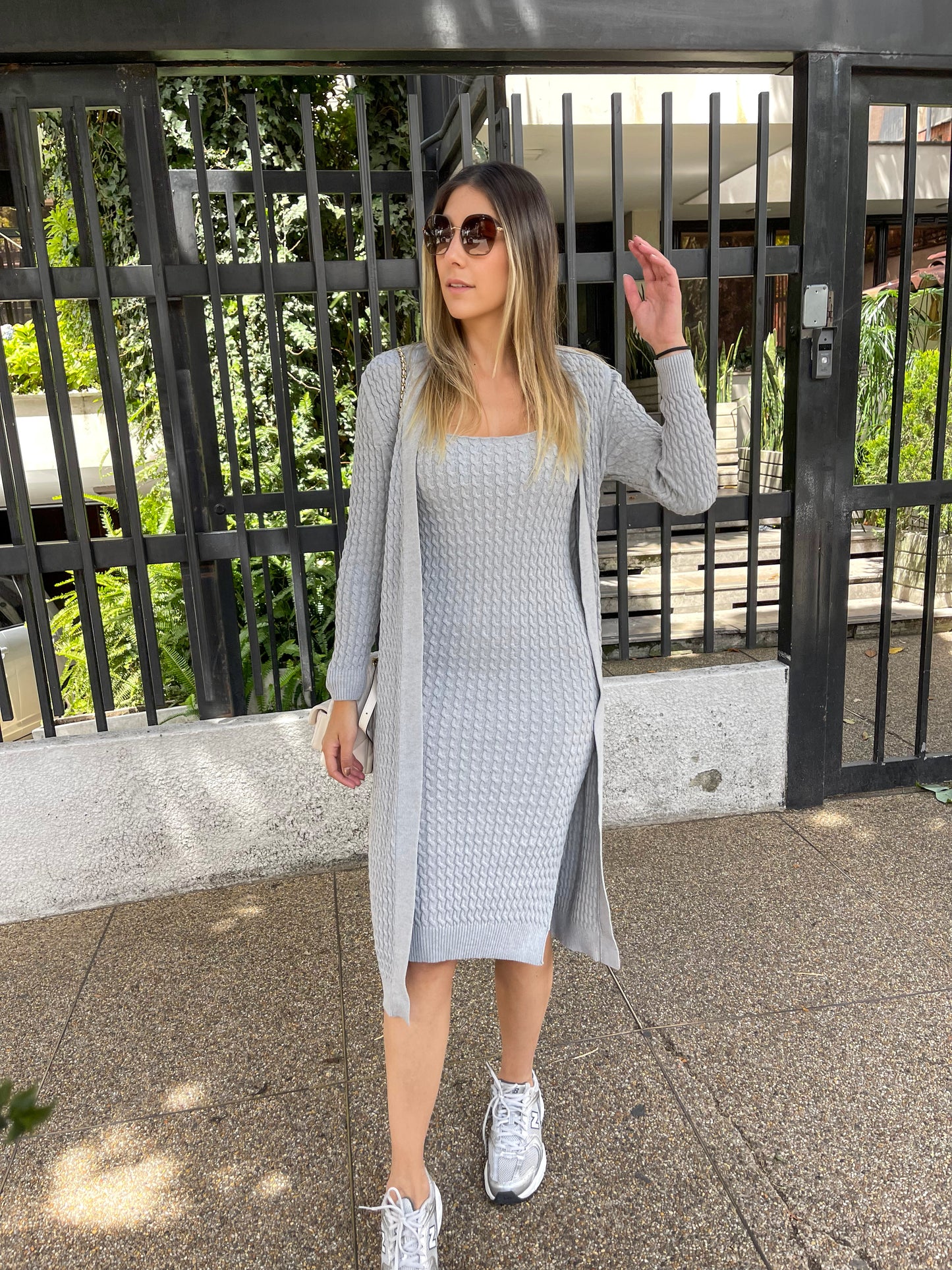 Must Have Vestido Gris