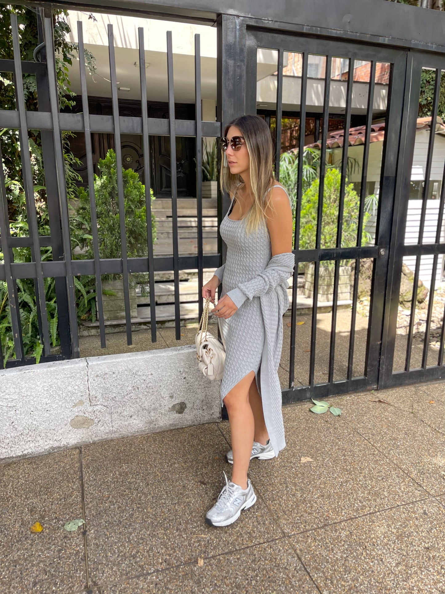 Must Have Vestido Gris